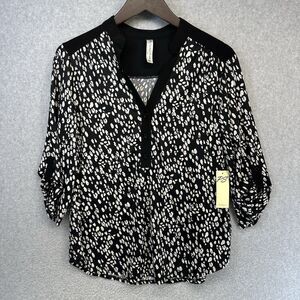 Per Seption Petite Womens Blouse Size PL Black & White Roll Tab Sleeve New Tag